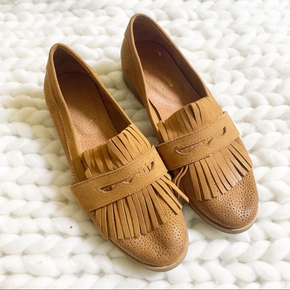 Anthropologie Shoes - Seychelles Khaki Slip On Almond Toe Penny Flats